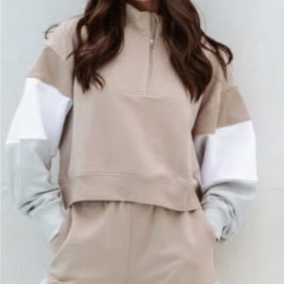 feat Tops - Feat Helen Owen Women's Sweatshirt